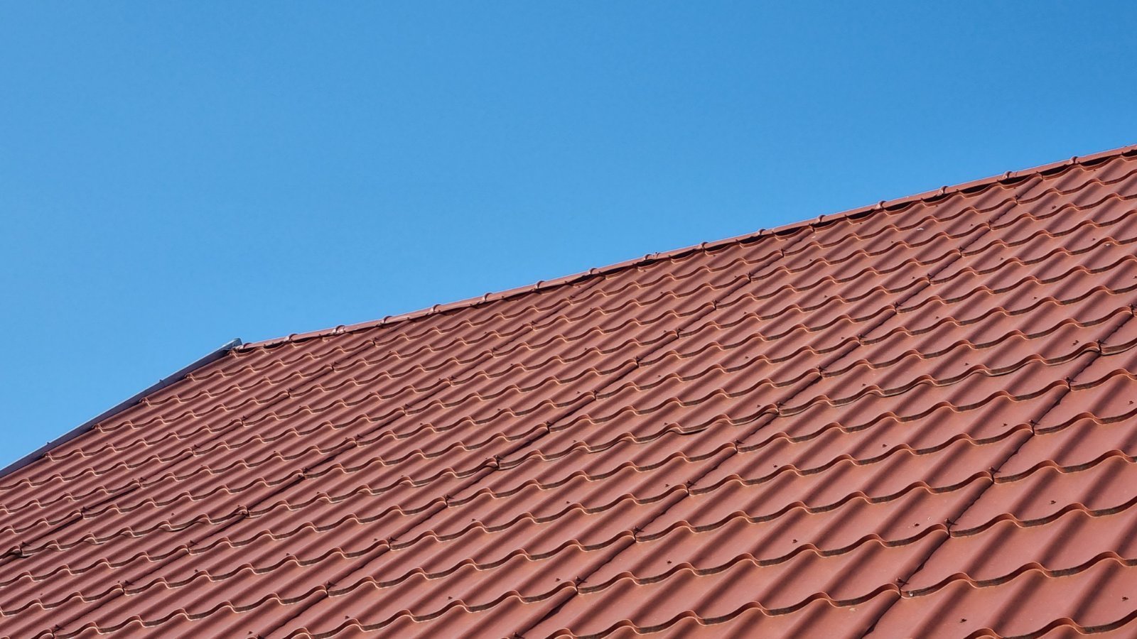 Ráckeresztúri családi vásárlás előtti szemle, tetőszerkezet